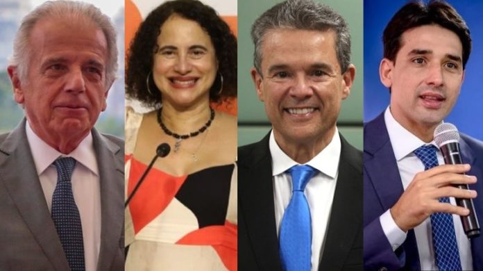 52739292355_6872b68897_c-horz