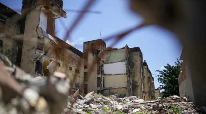 Mais de 3 mil prédios-caixão correm algum risco de desabar no Grande Recife