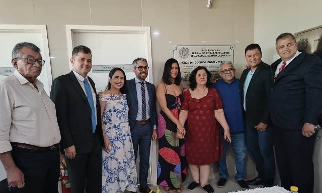 Dia histórico em Santa Maria da Boa Vista; Placa com o nome do homenageado é inaugurada