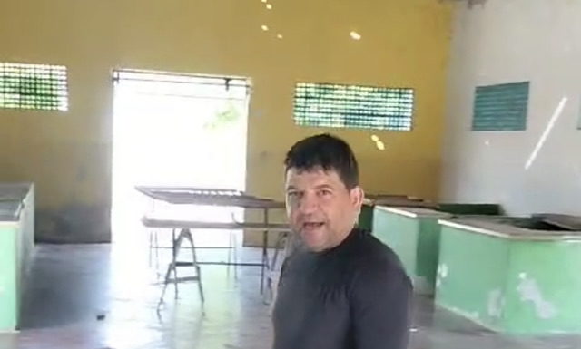 Morador cobra reforma do Mercado Público do Distrito de Poço de Fora em Curaçá-BA