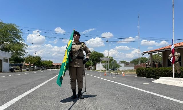 Polícia Militar da Bahia realiza solenidade em comemoração ao Dia da Bandeira no 3º Batalhão de Ensino, Instrução e Capacitação em Juazeiro