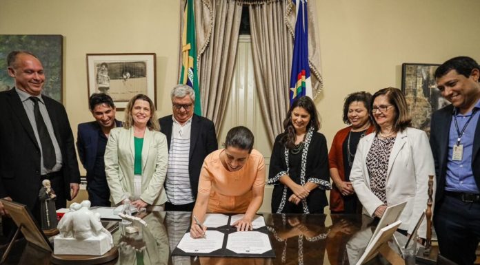 Raquel assina convênio de R$17,5 mi com secretarias do Estado para reforçar fiscalização ambiental