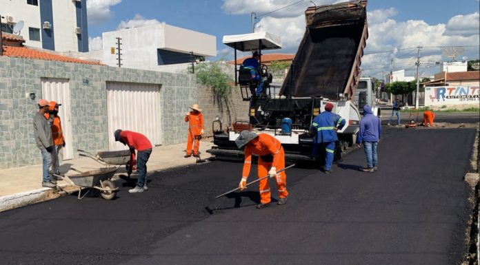 Com previsão de entrega ainda em dezembro, capeamento de ruas no Caminho do Sol avançam em Petrolina