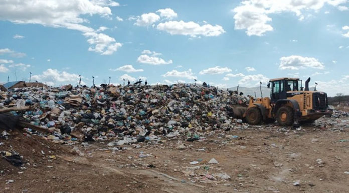 Cautelar determina regularização do descarte do lixo em Serra Talhada
