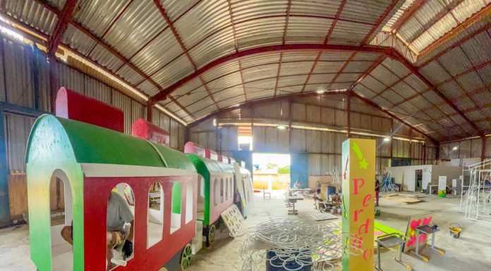 Decoração de Natal: Prefeitura de Araripina investe em artesãos locais para ornamentação da cidade