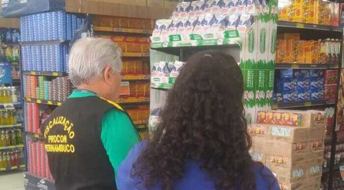 Procon-PE encontra diferença de 426% em itens da cesta básica durante pesquisa