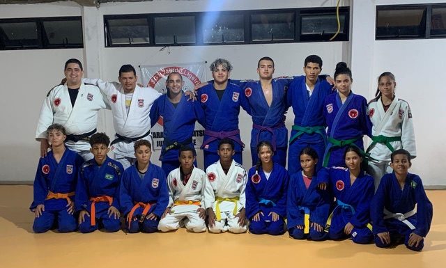 Equipe de judô de Petrolina busca apoio para participar de competições oficiais em 2024