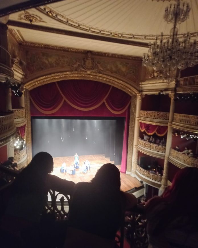 FunaseVisitaTeatroSantaIsabel3