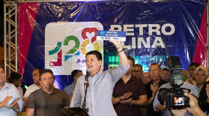 Simão Durando anuncia ampliação de internet gratuita em locais públicos