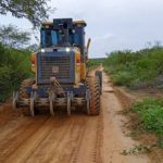 Prefeitura de Santa Maria da Boa Vista promove recuperação de estradas vicinais do Assentamento Aquarius