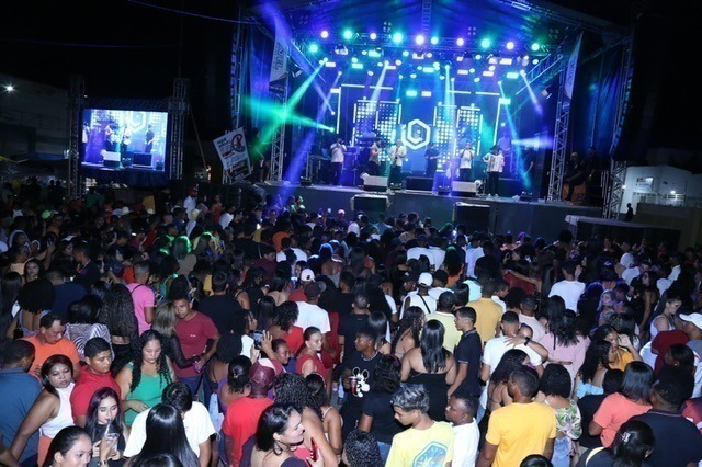 b5ddd8eb-d641-4be7-b4ce-2114325ac5dc