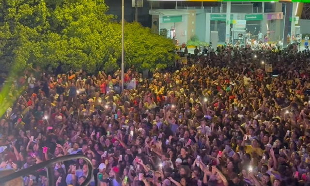 Trio Elétrico com shows de ‘Oh Polêmico’ e ‘Heitor Costa’ encerra Carnaval de Cabrobó em grande estilo