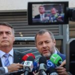 Defesa de Bolsonaro pede ao Supremo que passaporte seja devolvido