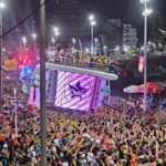 URGENTE: Trio de Ivete Sangalo “entorta” e é evacuado às pressas durante o Carnaval de Salvador