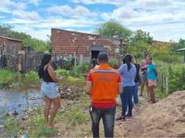 Defesa Civil de Petrolina monitora áreas sensíveis à chuva e atende população